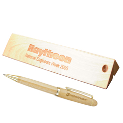 Triangle Pen Box and Pen Set (Natural Wood)